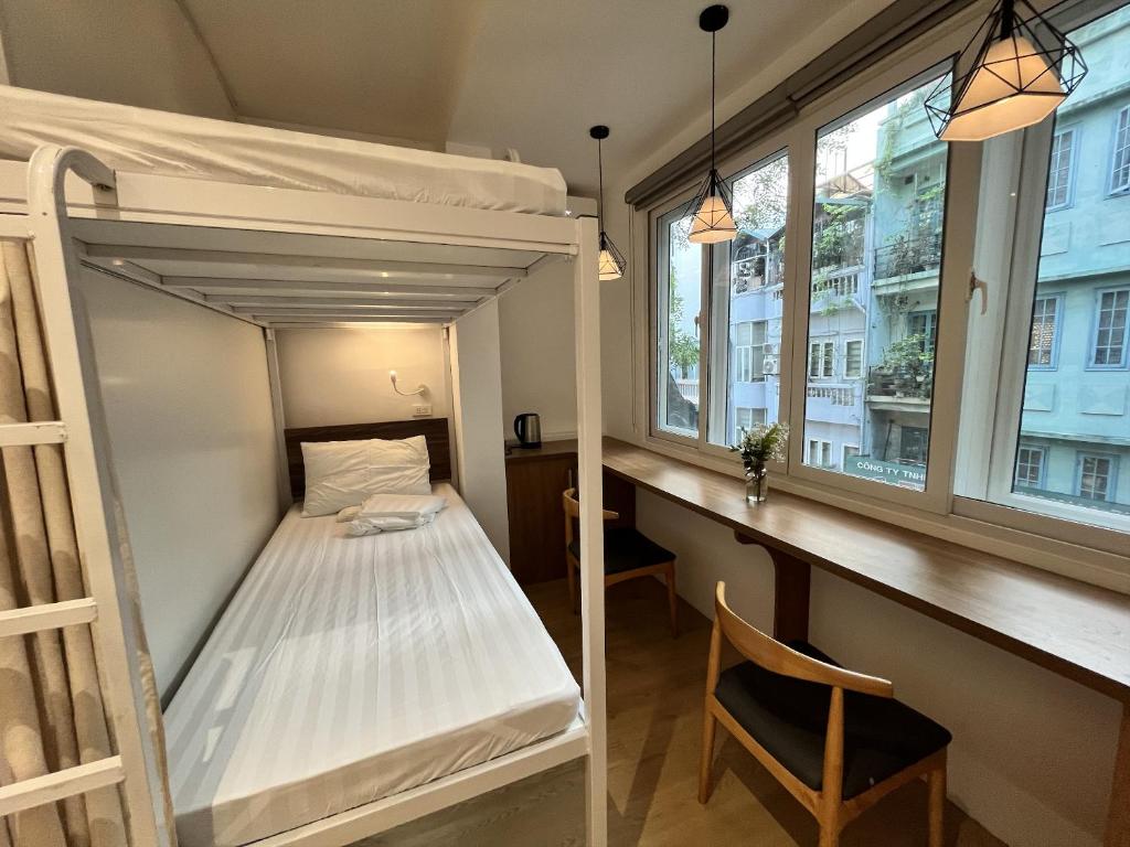 The Urban Slumber Inn City