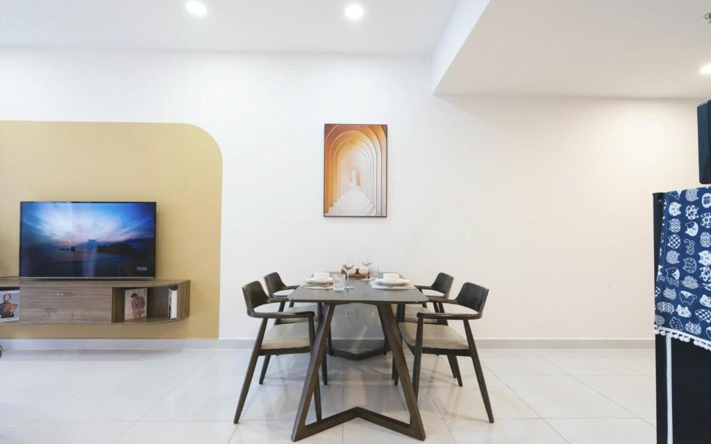 The Oasis Central Residence