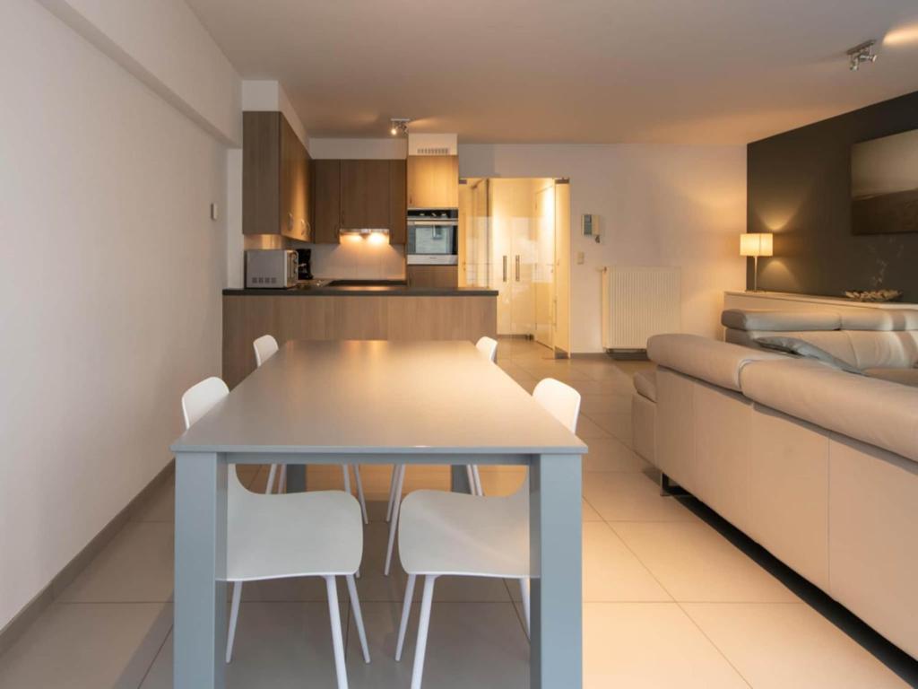 Centrally located apartment in Ostend photo 1