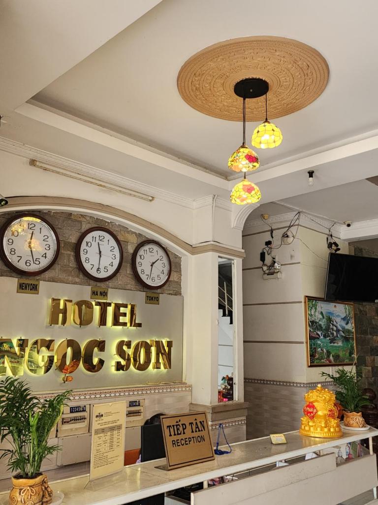 Ngoc Son Hotel