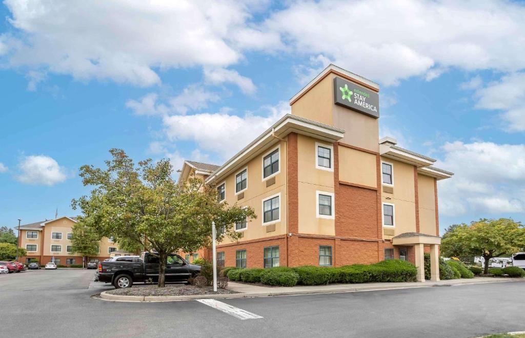 Extended Stay America Suites Long Island Melville image