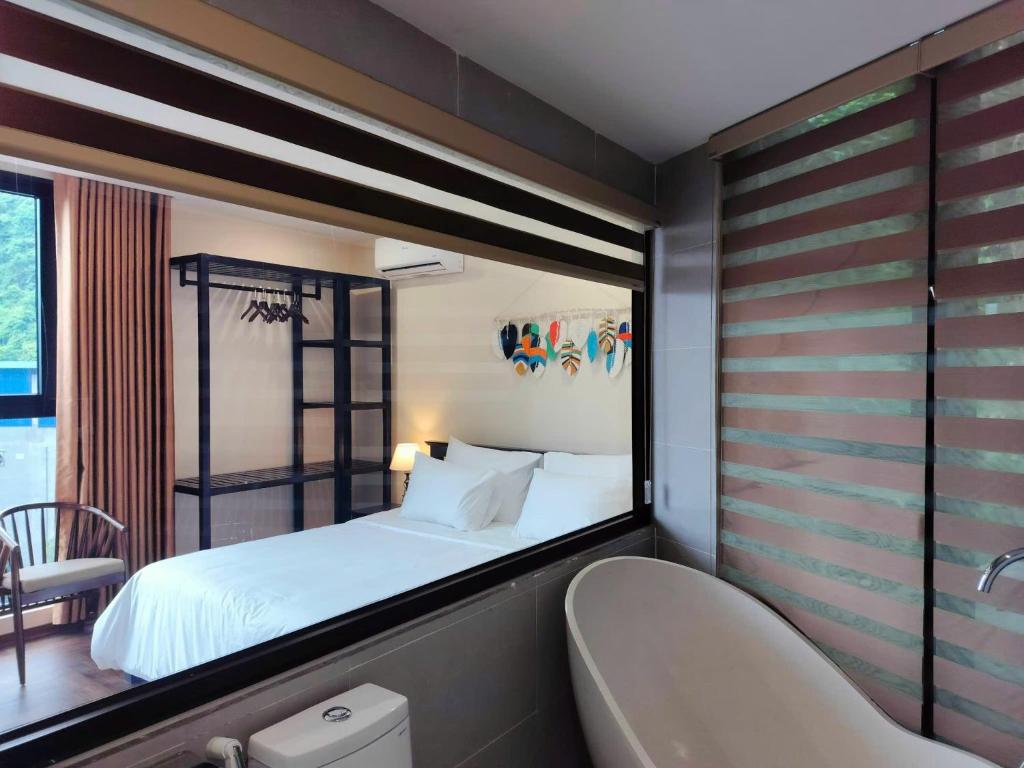 Camellia Garden Hotel