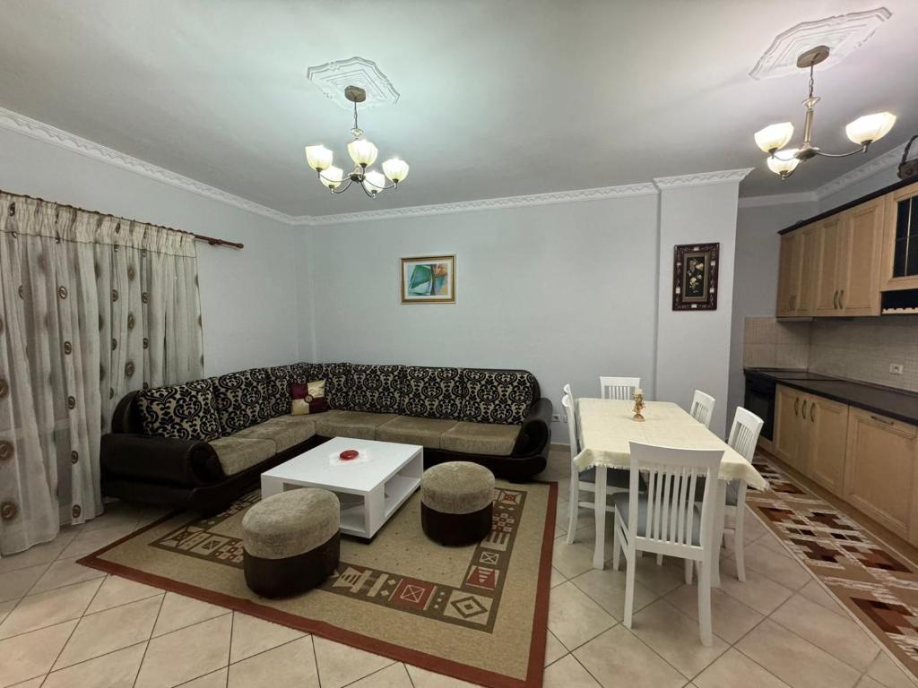 Ozzy apartment photo 2