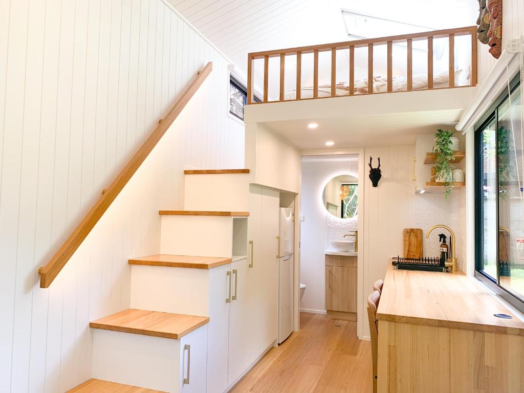 Modern Kiama Tiny House - A unique coastal escape photo 2