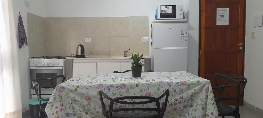 Amador Lucero apart photo 2