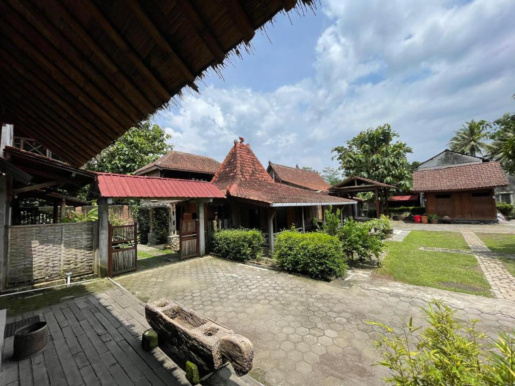 Saka Homestay Boutique & Cafe photo 2