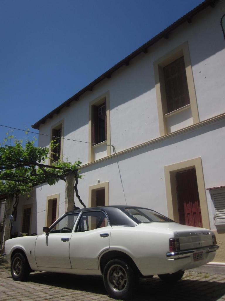 Kyra Vintage House