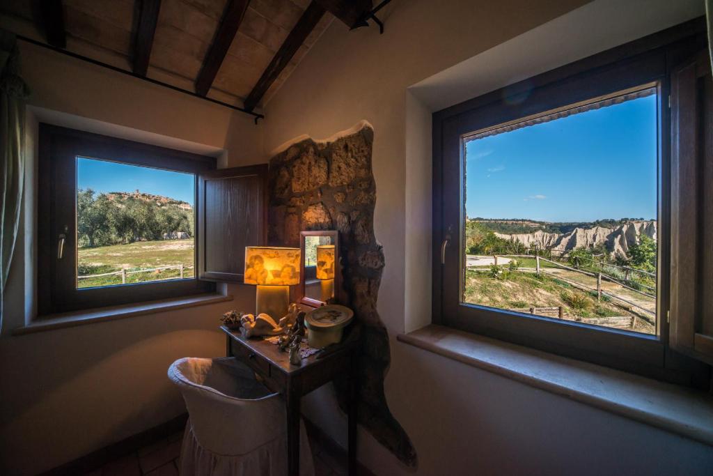 Villa I Calanchi Di Civita photo 1