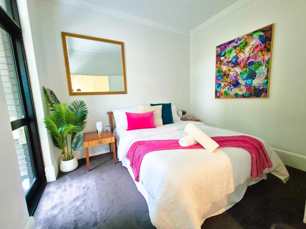 Sunny and central loft in the city of Sydney photo 2