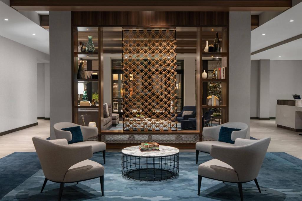 AC Hotel by Marriott Santa Rosa Sonoma Wine Country image