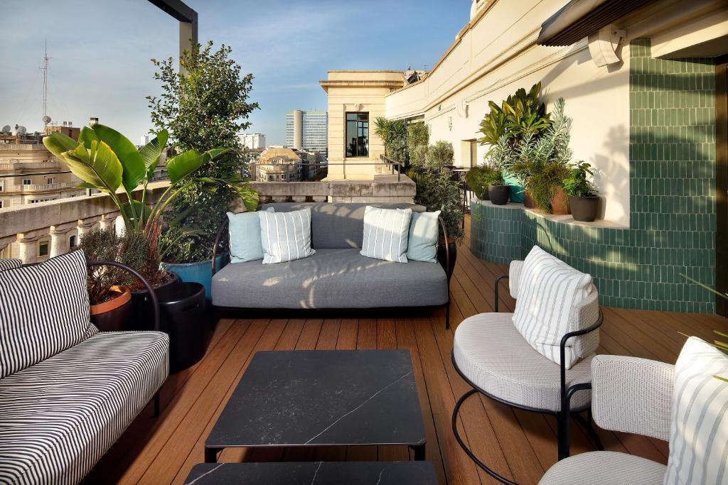 Wilson Boutique Hotel - Tap to explore photos