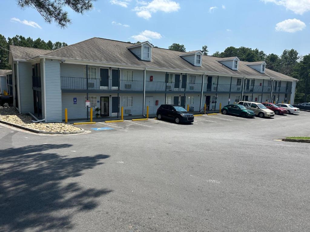 Live In Lodge Lilburn, DeKalb