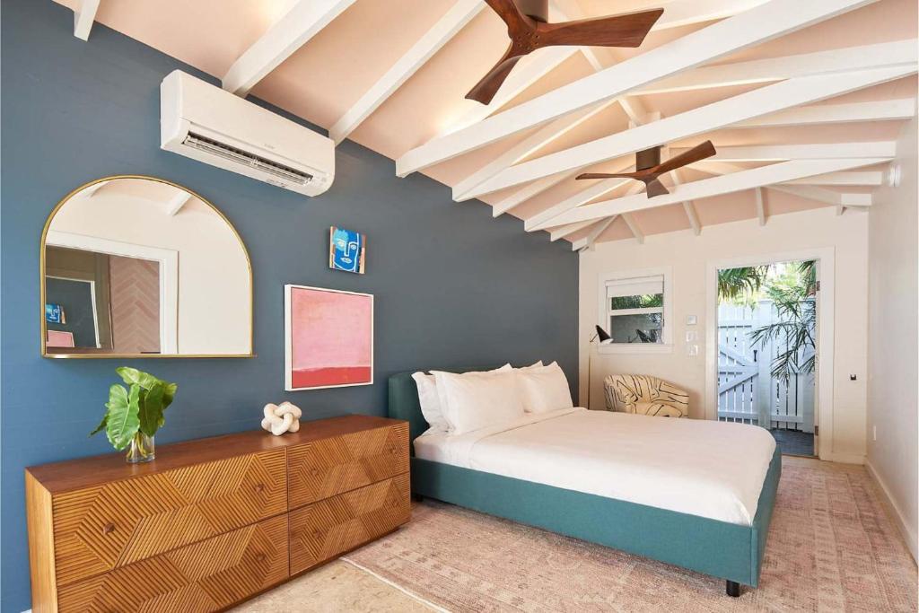 Carriage House at Grand Maloney image
