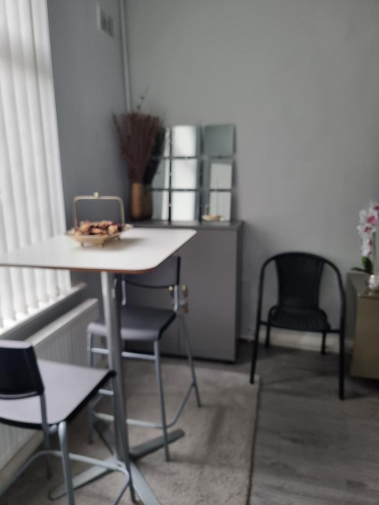 Newly Refurbished 2- Bed Stylish Home - Tap to explore photos