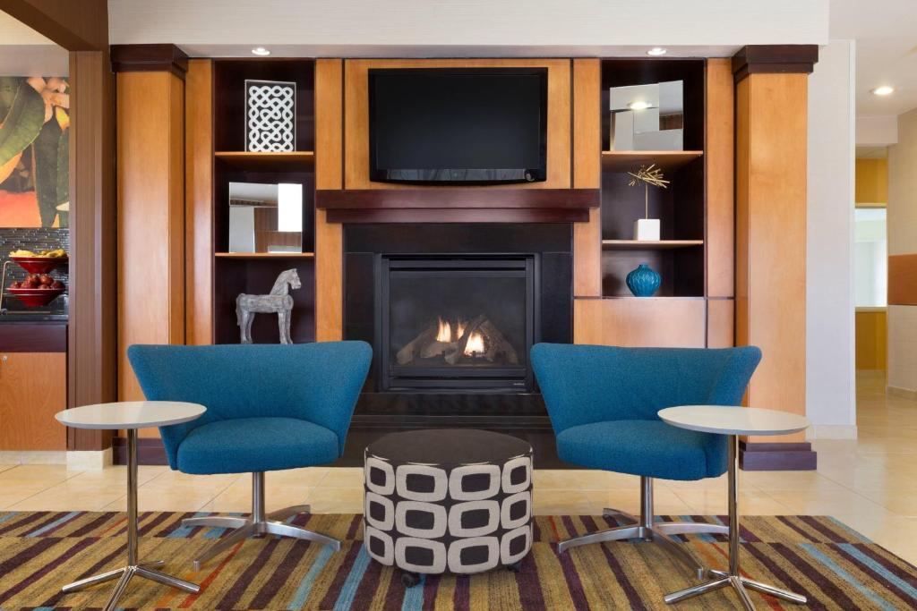 Fairfield Inn & Suites Bismarck South image