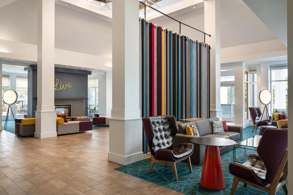 Aloft Mountain View image