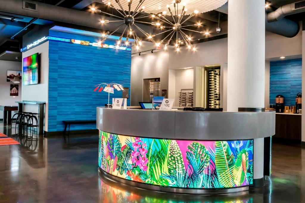 Aloft Newport On The Levee image