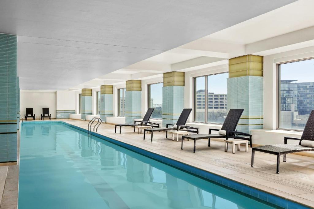 Renaissance Boston Seaport Hotel image