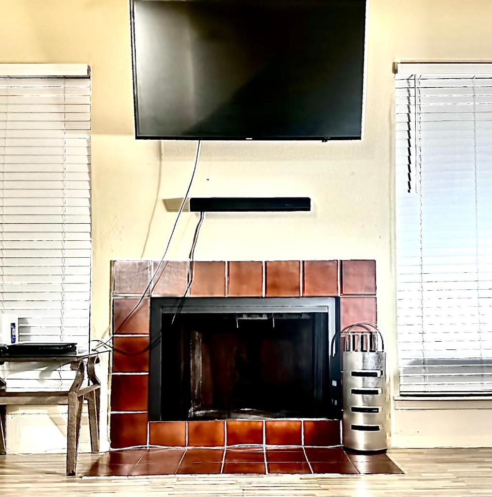 Houston serviced Apartments Your home away from home image