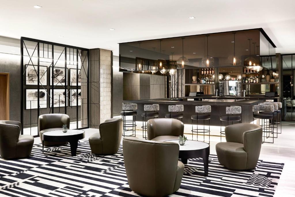 AC Hotel by Marriott Miami Airport West/Doral image