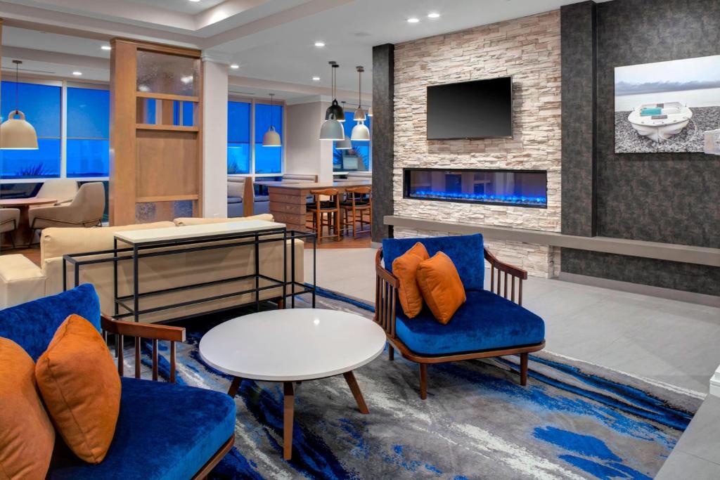 Fairfield Inn & Suites by Marriott Virginia Beach Oceanfront image