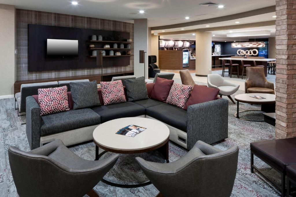 Courtyard by Marriott Suffolk Chesapeake image