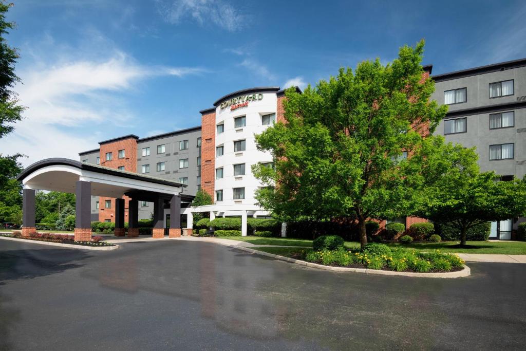 Courtyard by Marriott Philadelphia Valley Forge/Collegeville image