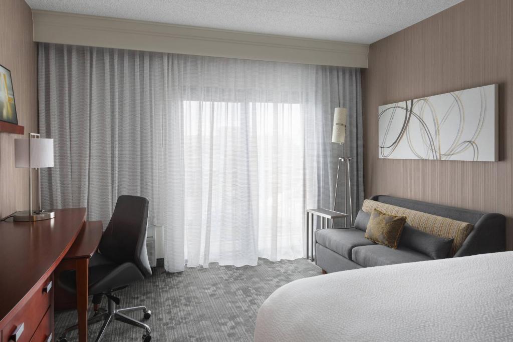 Courtyard by Marriott Philadelphia Devon/Villanova image