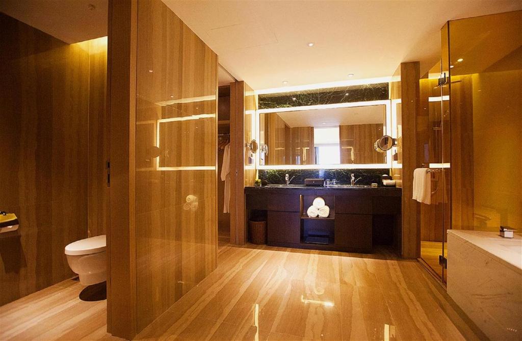 Сьюит (Представительский люкс), Radisson Blu Shanghai Pudong Jinqiao