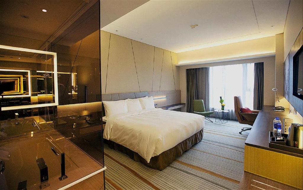 Двухместный (Улучшенный двухместный номер с 1 кроватью), Radisson Blu Shanghai Pudong Jinqiao