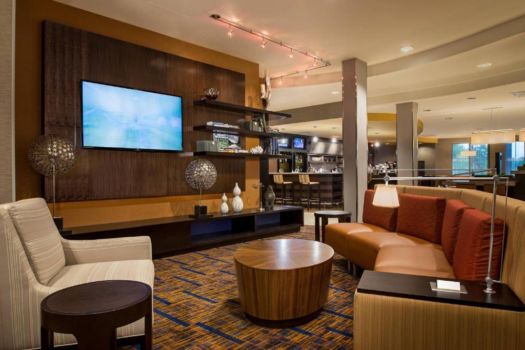 Courtyard by Marriott Hanover Lebanon image