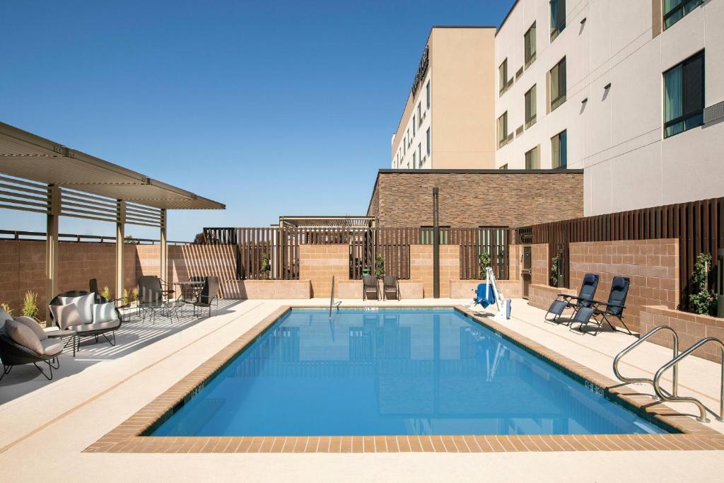 Courtyard by Marriott Las Cruces at  NMSU - Tap to explore photos