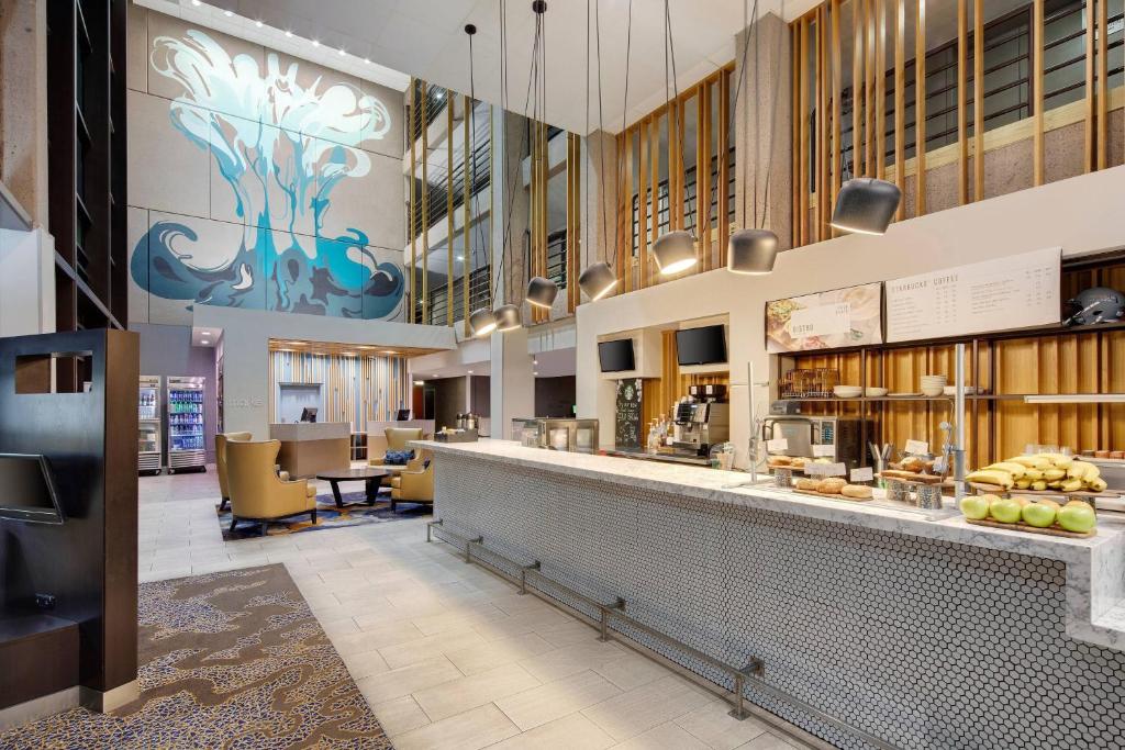 Courtyard by Marriott Austin-University Area image