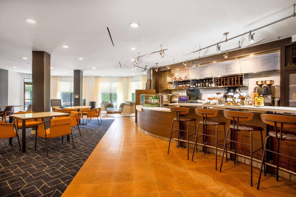 Courtyard by Marriott Orlando Altamonte Springs/Maitland image