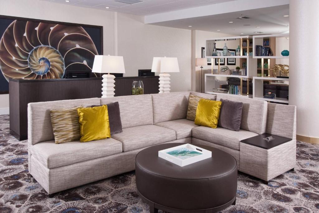 Courtyard Miami in Coral Gables by Marriott image