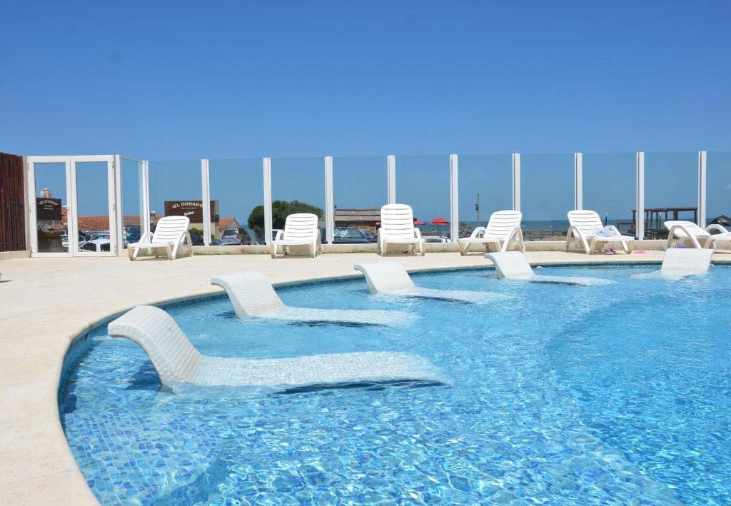 Hotel Reviens photo 2
