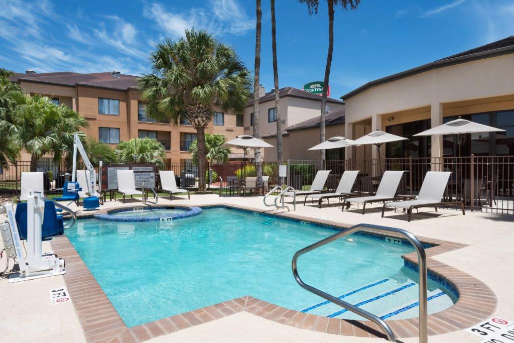 Courtyard by Marriott Harlingen image