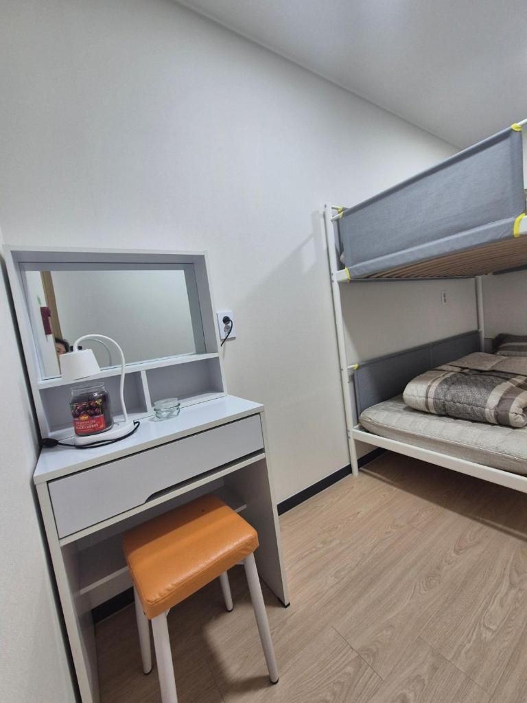 All Stay Hostel
