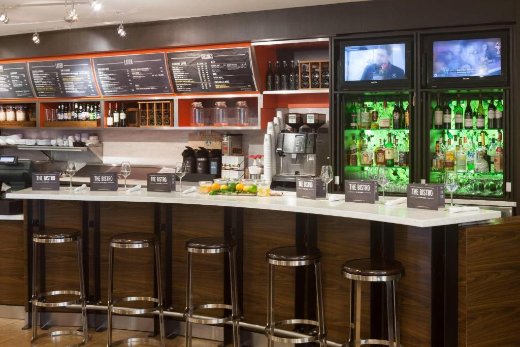 Courtyard by Marriott Jackson image