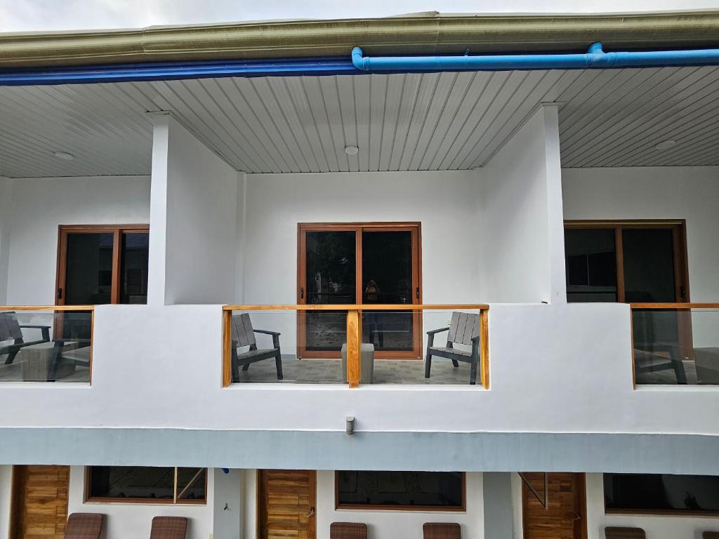 Oceanholic Diving Resort