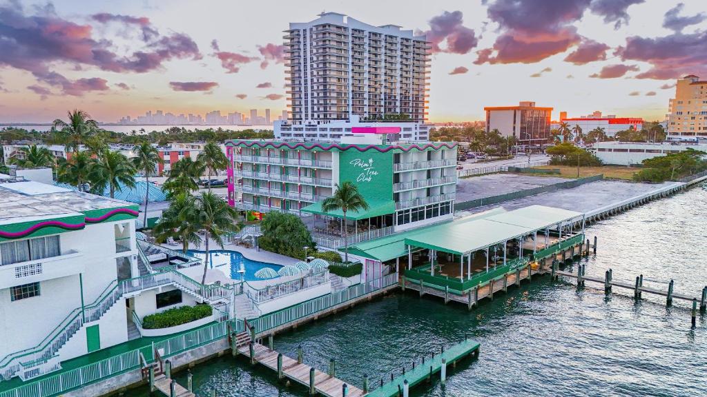 North Bay Inn Miami image