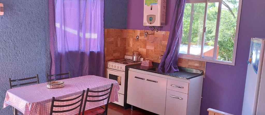 Cabañas M y M para 3 o 4 personas minimo 3 noches photo 1