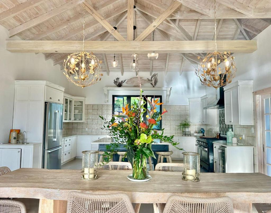 Mango House photo 3