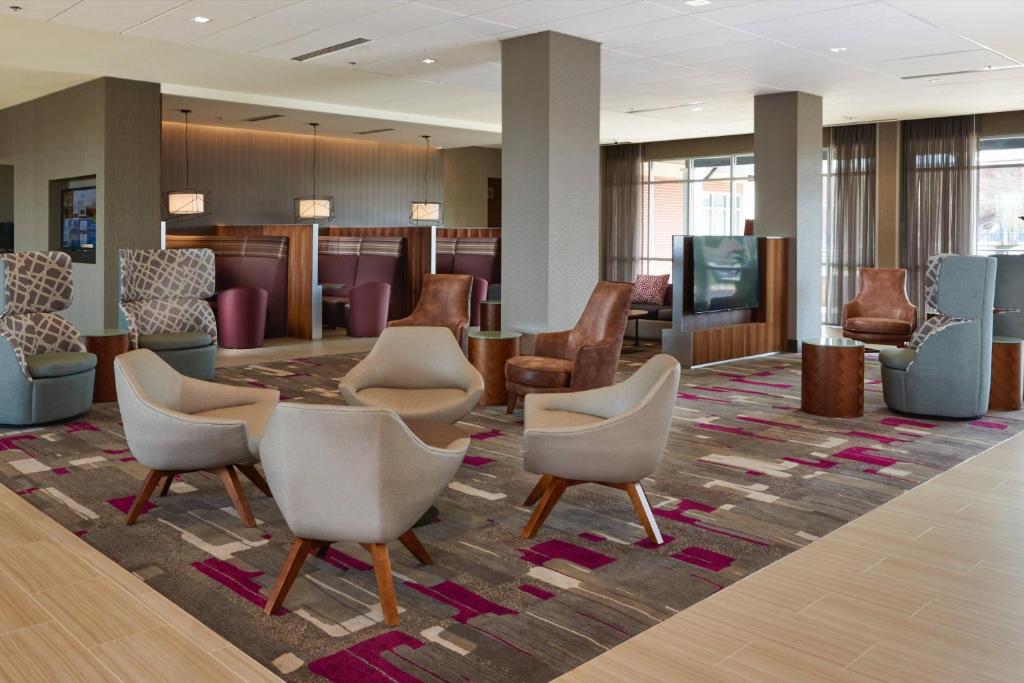 Courtyard by Marriott Rome image