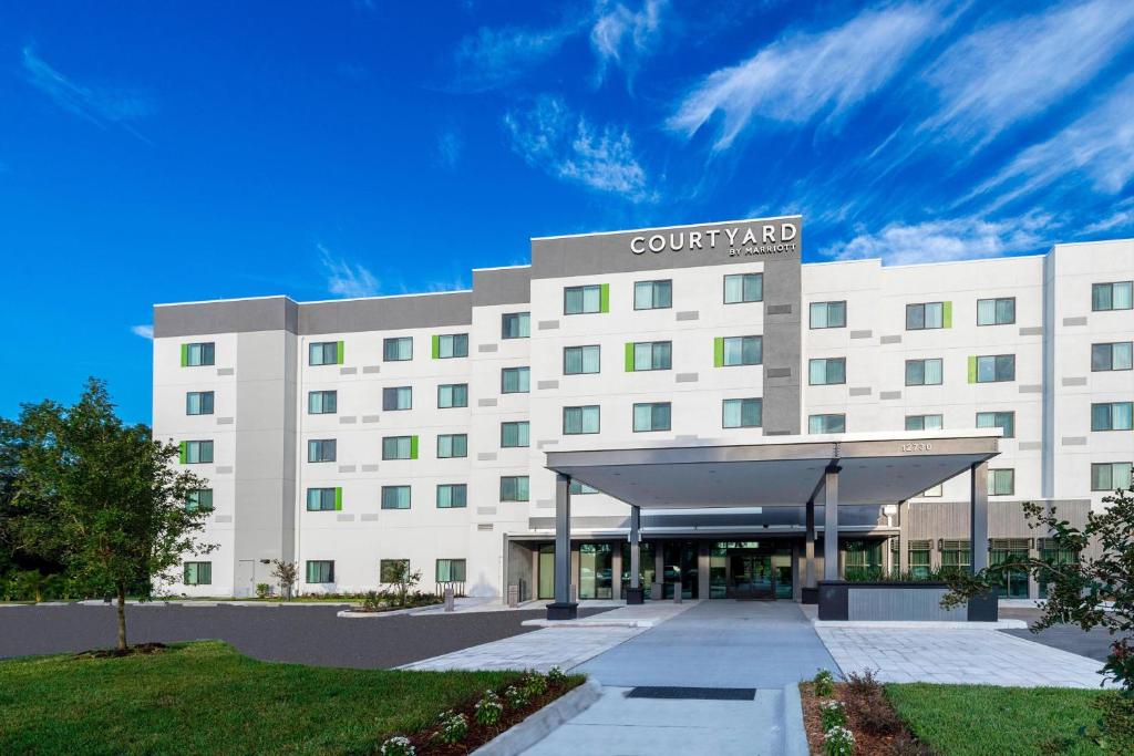 Courtyard by Marriott Tampa Northwest/Veterans Expressway image