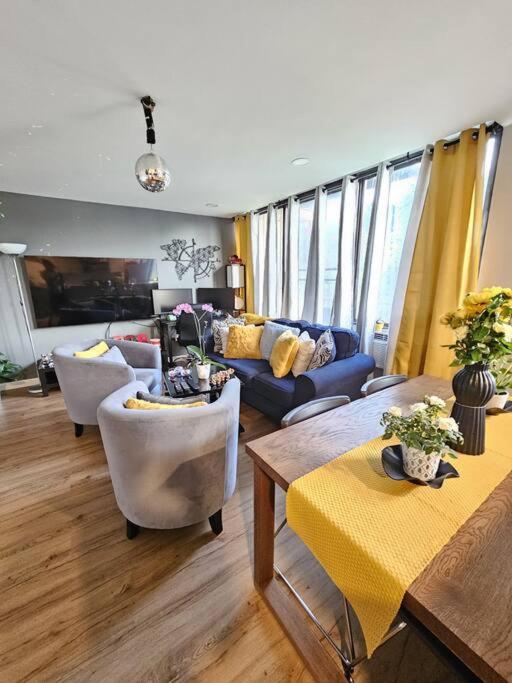 Stylish, Cozy, Well-equipped Apt in Braintree MA image