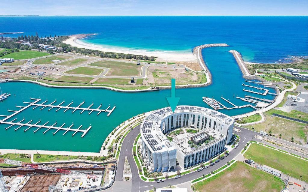 Marina Vista - Waterfront Apartment photo 1
