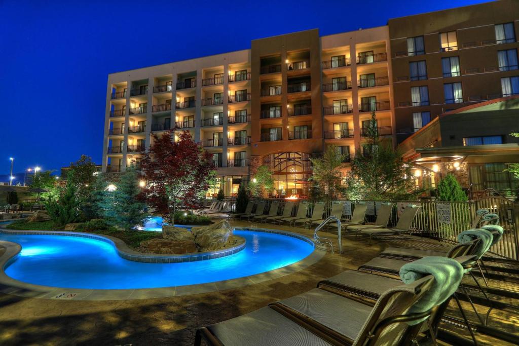 Courtyard by Marriott Pigeon Forge image
