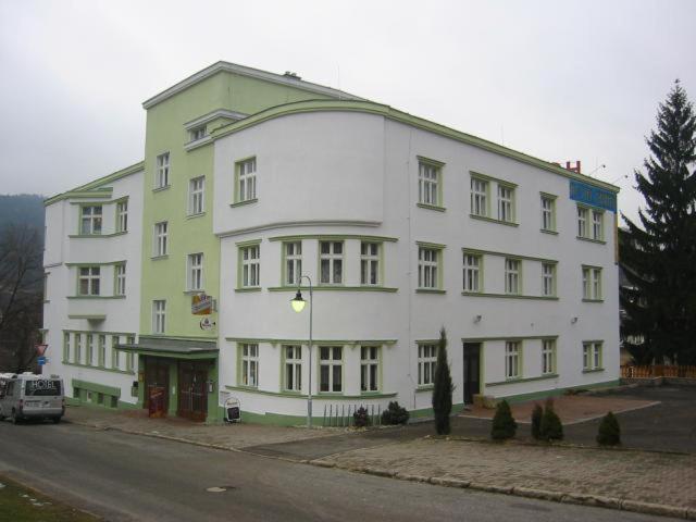 Hotel Grand photo 1