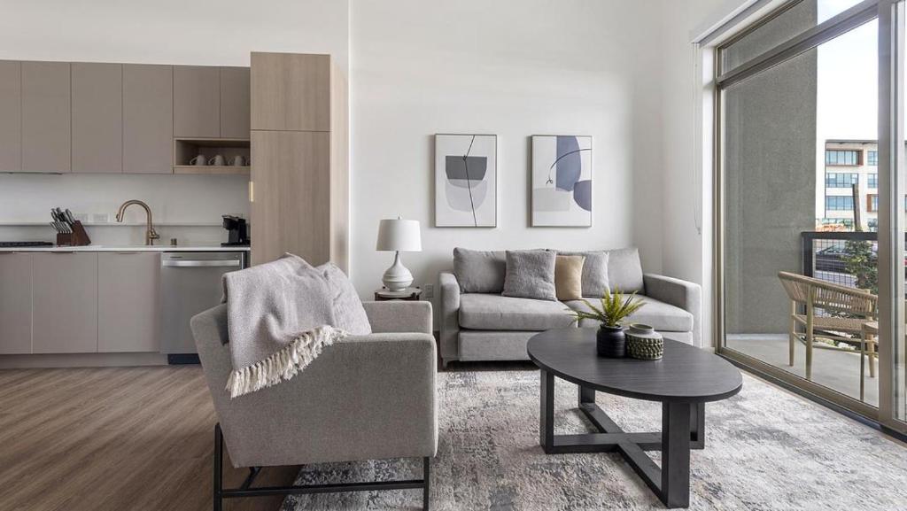 Landing at Vestra at UnCommons - 1 Bedroom in Spring Valley image